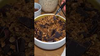 Granola maison granola muesli petitdejeuner healthy recette recettefacile chocolat [upl. by Elyk]