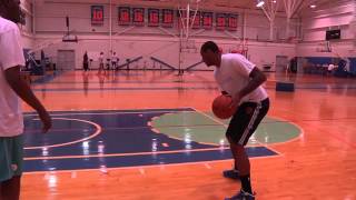 Hakeem Olajuwon amp Carmelo Anthony Training Sessions Part 1非洲天王教甜瓜夢幻步 [upl. by Harding]