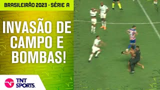 CENAS LAMENTÁVEIS DEMAIS TORCIDA DO SANTOS INVADE O CAMPO E SOLTA BOMBAS APÓS REBAIXAMENTO DO CLUBE [upl. by Flam]