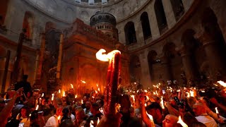 Orthodoxe Zeremonie Feuer bei der Grabeskirche [upl. by Yettie]