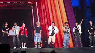 241130 Stray Kids dominATE Macau  Fan VCR reaction  photo time [upl. by Llennyl]