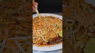 Pad Thai Rice Noodles amp Chicken [upl. by Novej]