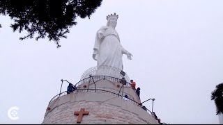 Lebanese Christians Muslims honor Mary [upl. by Rolfe]