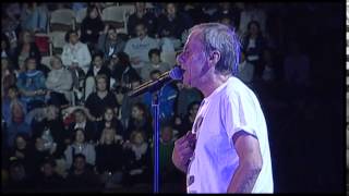 Roberto Vecchioni  Luci a San Siro  Standing ovation  Festival Show  Arena di Verona [upl. by Ivens]