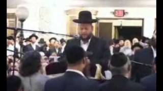 Cantor helfgot sings ribono shel olam [upl. by Laurinda]