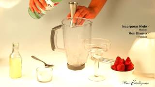 Receta 1 Minuto  Daiquiri de Frutillas  Fresas  Los mejores tragos [upl. by Guenzi]