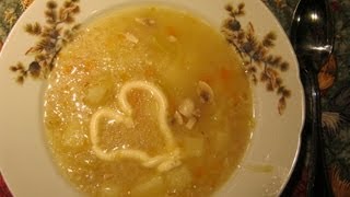 Soupe aux cornichons et orge Russe [upl. by Derek]