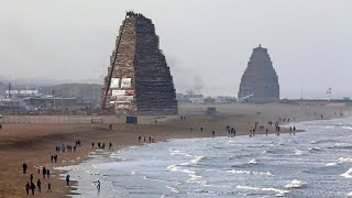 documentaire over de vreugdevuren in Scheveningen en Duindorp bonfire netherlands [upl. by Alig783]