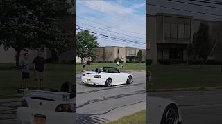 Loud Honda S2000 Does a Heavy Acceleration Leaving a Car Show [upl. by Nomrej]