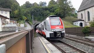 rattenberg Rex 2 nach Hochfilzen fährt aus dem Tunnel am Bahnhof Rattenberg Kramsach Tirol [upl. by Lederer]