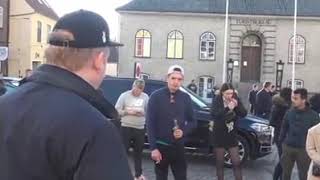 Rasmus Paludan fra Stram Kurs overfaldet med kniv Faaborg 050420 hele episoden [upl. by Rena]