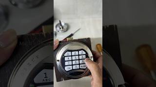 SMART DIAL PAD FOR COMBINATION LOCK mallusafecracker asmr locksmithhack combinationlock [upl. by Appledorf]