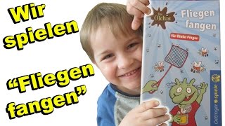 Die Olchis  Wir spielen quotFliegen Fangenquot Spielzeug für Ash Kanal für Kinder Kinderkanal [upl. by Oibirot529]