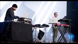 Leftfield  Live  Homelands Winchester 27052000 [upl. by Ahsemrac]