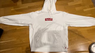 Supreme Box Logo Hoodie Size Guide 2021 VS 2011  New Sizing VS Old Sizing [upl. by Zane]