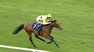 Smart son of Sea The Stars Third Realm wins the 2021 Lingfield Derby Trial [upl. by Ellevel]