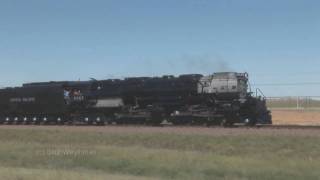 Union Pacific 3985 thru mainline track work zone [upl. by Ferguson]