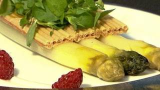 Asperges blanches crème fraiche au vinaigre de framboises par Thomas Boullault [upl. by Muire]