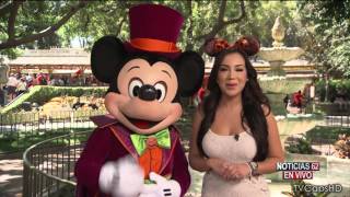 Gisselle Bravo at Disneyland 20151002 Los Angeles HD [upl. by Reilly]