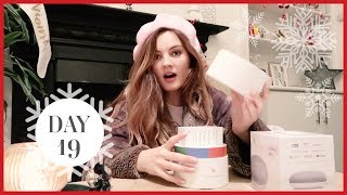 TRYING THE NEW GOOGLE HOME  Vlogmas 19 [upl. by Hpesoj]