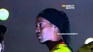 Presentación de Ronaldinho  Noche Amarilla 2016 [upl. by Bena]