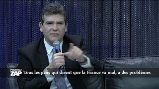 Arnaud Montebourg fait le show en anglais devant les entrepreneurs  1212 [upl. by Lowell]