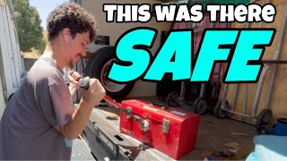 They Used This As A SAFE I Bought An Abandoned Storage Unit And Found Safe [upl. by Henrie307]