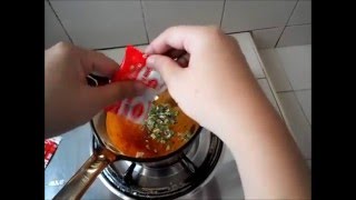 Lees Shin Ramyun Noodle Soup Nongshim [upl. by Naihtniroc504]