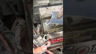 Car aux battery carbon remove repair Exide battery [upl. by Champagne924]