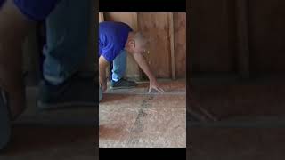 Trick to Install Flooring by Yourself InstallTampGSheetingbyYourself EasytoMarkFloorSheet DIY [upl. by Everard854]