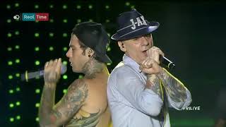 J Ax e Fedez Senza Pagare Radio Italia Live 2017 [upl. by Ledah283]