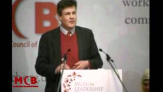 Peter Oborne at the Muslim Leadership Dinner [upl. by Hazen]