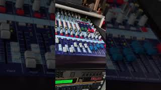 Sound Mixer MidasEffect Lexicon Mx400 [upl. by Enitram]