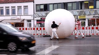 Warum rollt ein Riesenball durch die Osnabrücker Innenstadt [upl. by Aicilif]