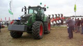 FENDT 927  Kuhn Plough VariMaster 182 T with 7 bodies [upl. by Ettesel]