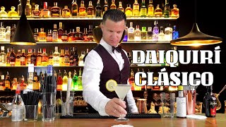 Cómo hacer Daiquirí Coctel clásico cubano 🍸 Más que Rico [upl. by Rawdan670]