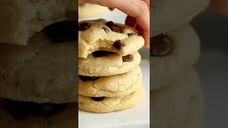 The best soft chocolate chip cookies [upl. by Eninej501]