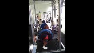 how this bodybuilder squats barefoot [upl. by Tita334]