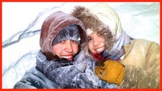 Vlogmas 2012  SNOW FORT  Day 21 [upl. by Sonia]