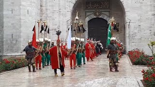 Ceddin Deden  Topkapı Sarayı Mehteran Geliyor  Mehter in Topkapi Palace [upl. by Eirased]