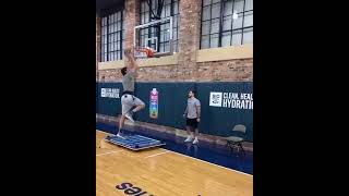 Boban Marjanovic training dunks on a vertimax 🤭 [upl. by Steve]