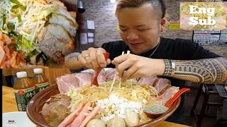 GIANT BOWLS RAMEN EATING CHALLENGE  NOODLES MUKBANG JAPANESE [upl. by Eldnar]