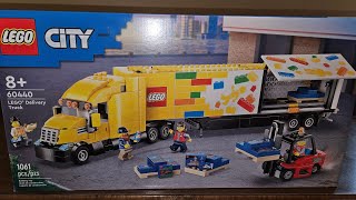 Lego City 60440 LEGO Delivery Truck Review [upl. by Signe730]