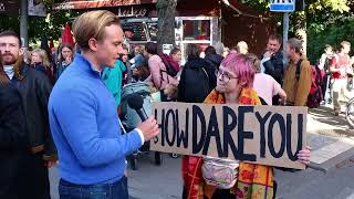 Tobias Andersson Intervjuar klimatdemonstranter [upl. by Almond]