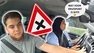 Voorrangregels Op KRUISPUNTEN 🚗 ✅  KRUISPUNTEN Naderen Zonder Stress 😧 [upl. by Stannwood]