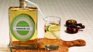 HOMEMADE GIN  Geschenk aus der Küche [upl. by Gnehp]