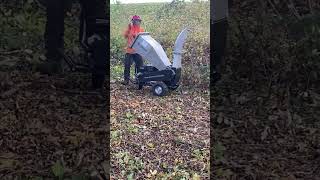 Jansen 1500e chipper drags in the branches hard [upl. by Yhpos]