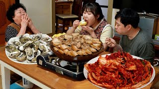 시댁먹방😋김장하는 날엔 수육과 굴 필수 올해 김장김치도 대성공 Korean Kimchi making season MUKBANG [upl. by Drogin]