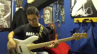 Penso Positivo Jovanotti  bass cover [upl. by Tyika]