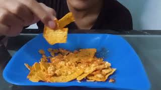 Tourette Syndrome Makan Nachos [upl. by Eerahc437]